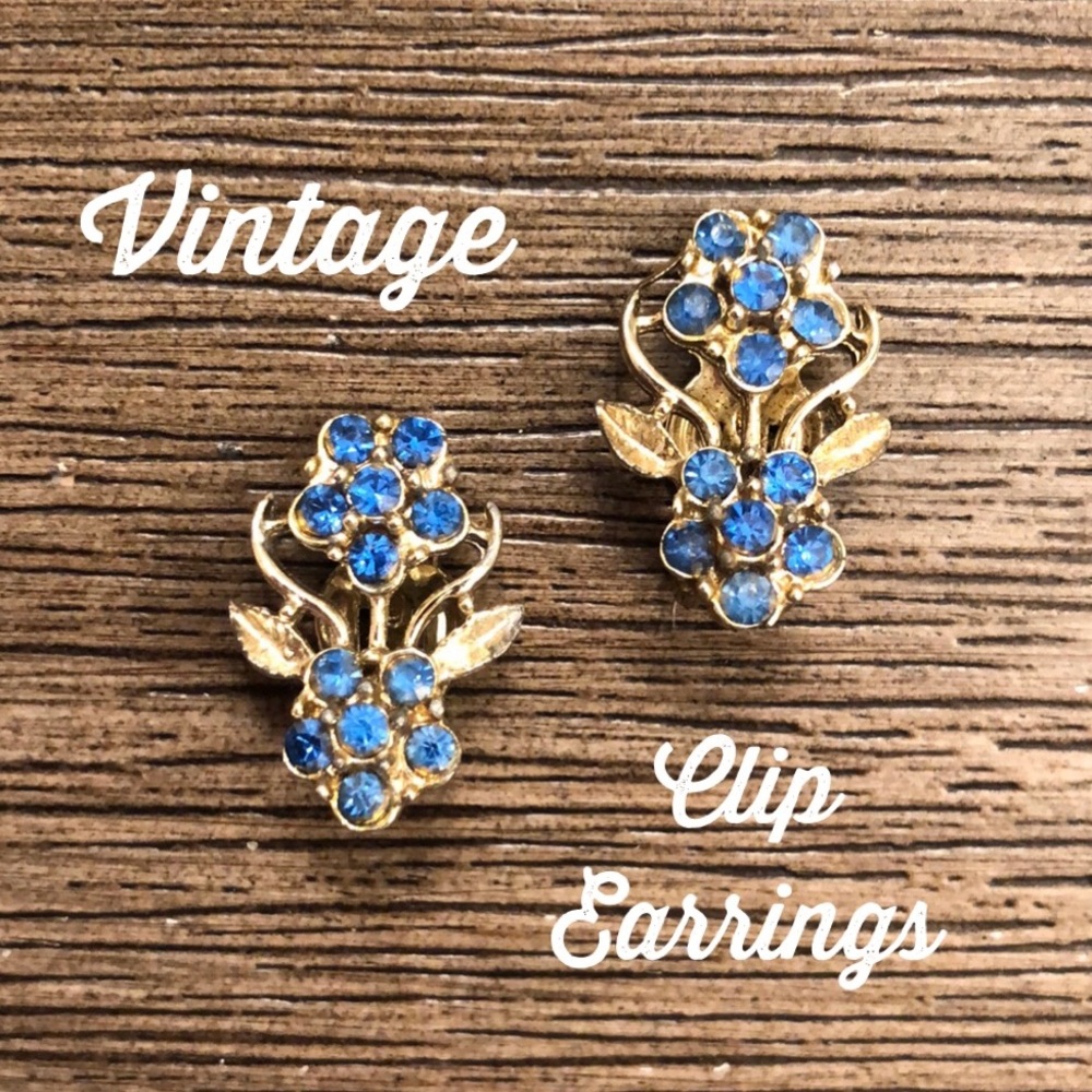 Vintage Double Blue Flower Rhinestone Clip Earring